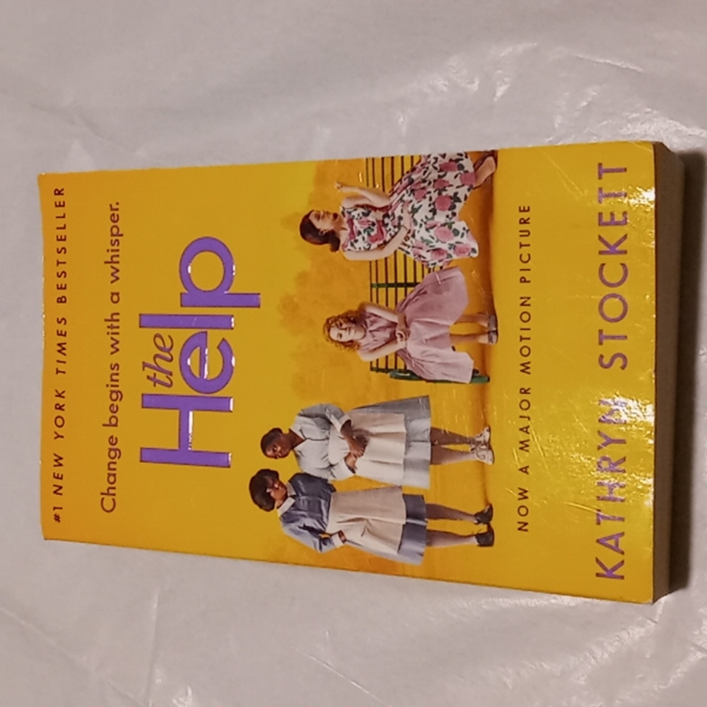 The Help Novel Book by Kathryn Stockett